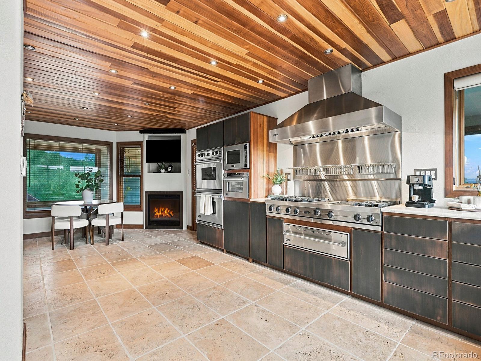 www.ConiferHome.com - Property Listing Photos (9) kitchen